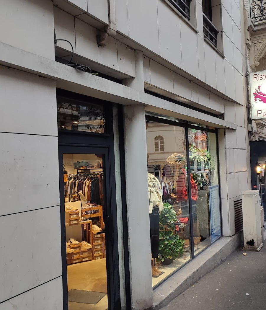MAY Concept Store - Issy 2